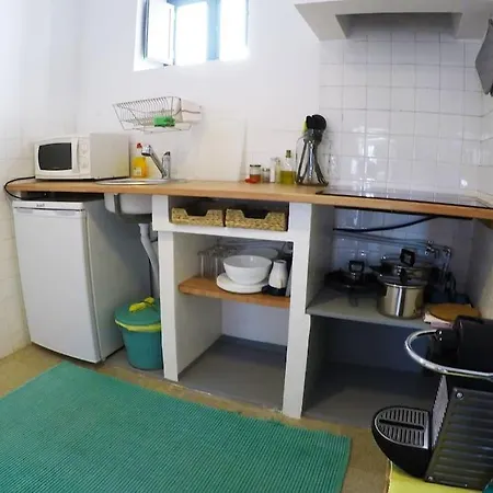 Laurinda - Quiet Town House In Old Ferienhaus Aljezur